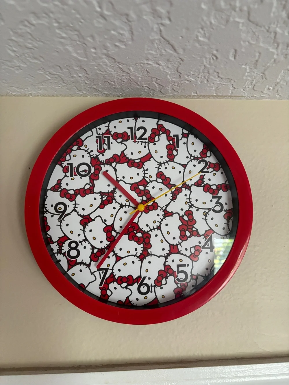 Hello Kitty Red Frame Pattern Wall Clock